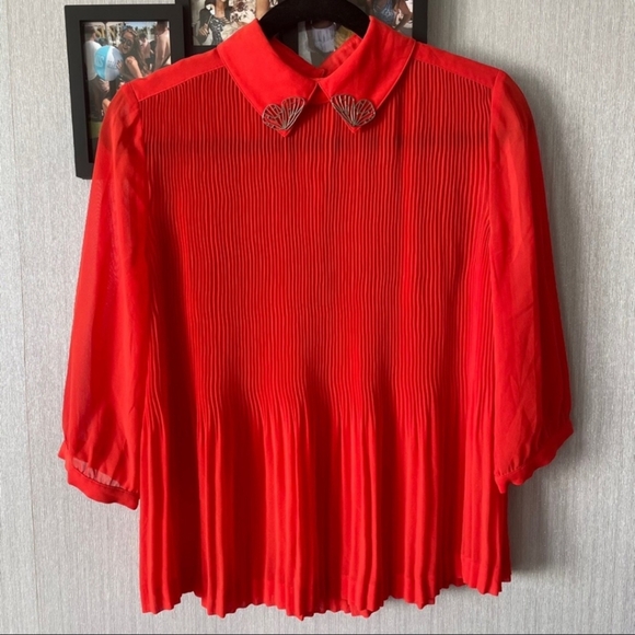 Ted Baker Coral Red Pleated Blouse with Butterfly Collar Detail 2 Medium - Picture 3 of 6